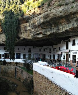 Setenil de las Bodegas